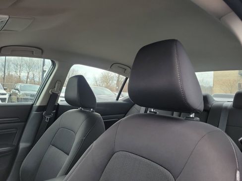 Used 2020 Nissan Altima 2.5 S FWD image 11