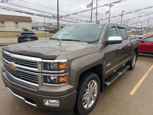 Used 2015 Chevrolet Silverado 1500 High Country w/ High Country Premium Package image 1