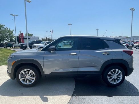 Used 2024 Chevrolet TrailBlazer LS w/ LS Convenience Package FWD image 5