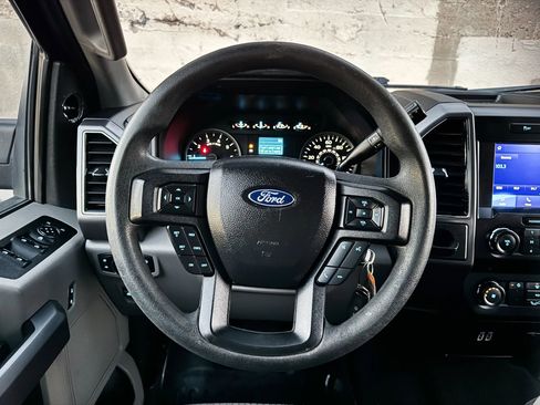 Used 2020 Ford F150 XLT image 21