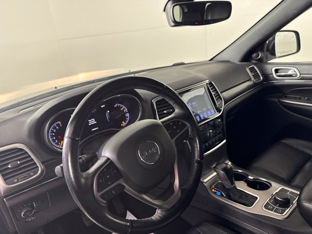 Used 2021 Jeep Grand Cherokee Limited AWD/4WD image 17