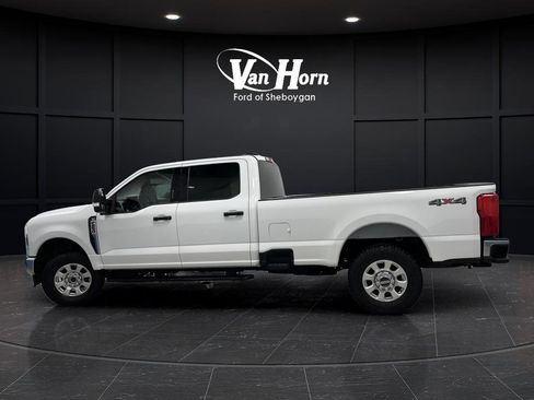 Used 2024 Ford F250 XLT image 10