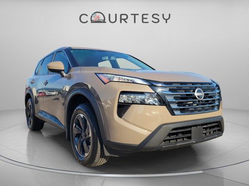 Certified 2024 Nissan Rogue SV image 7