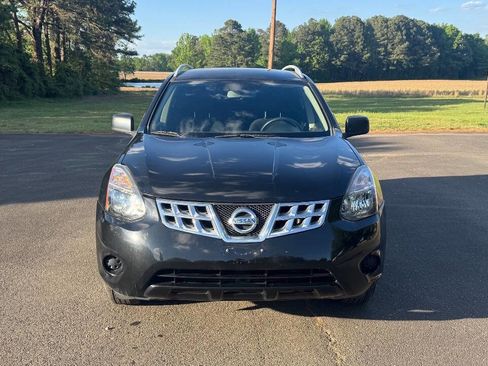Used 2015 Nissan Rogue S w/ Convenience Package AWD/4WD image 4
