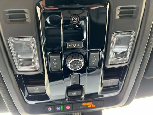 Used 2026 Chevrolet Suburban RST w/ RST Capability Package image 47