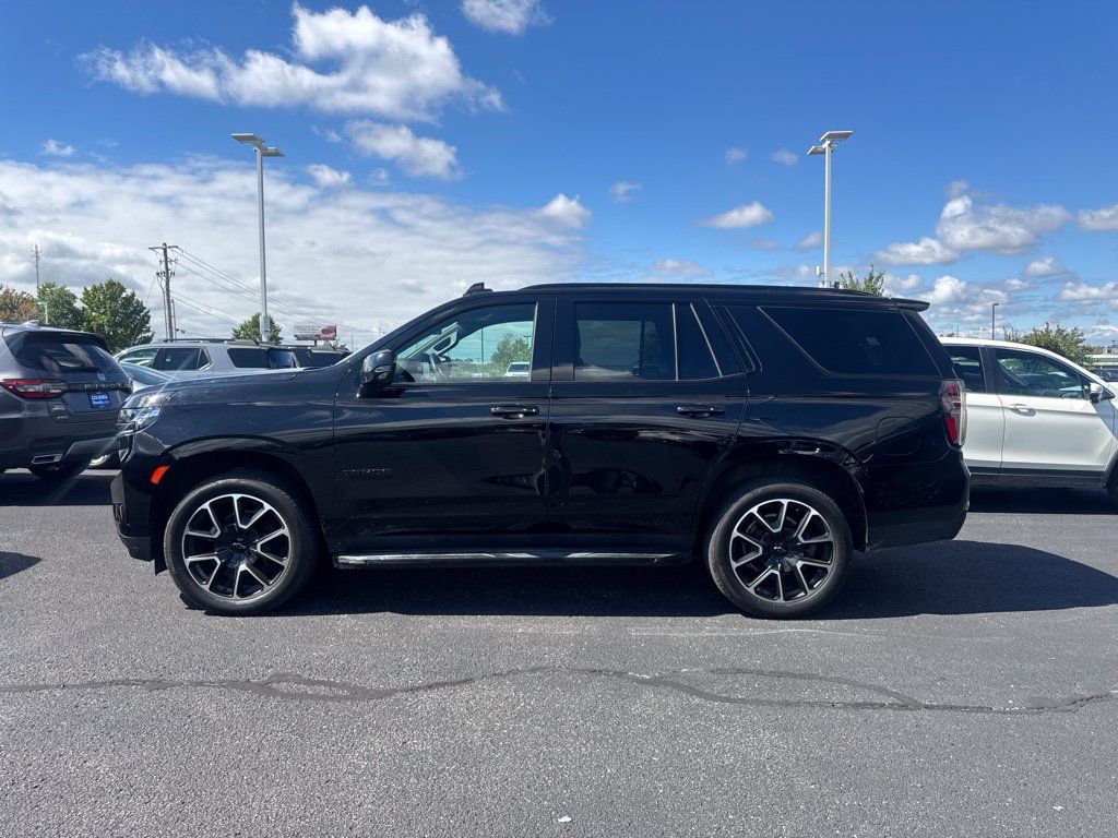 Used 2022 Chevrolet Tahoe RST w/ Luxury Package AWD/4WD image 6