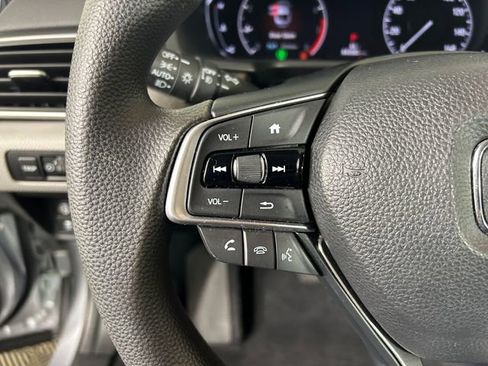 Used 2019 Honda Accord EX image 16