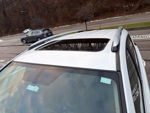 Used 2013 Toyota RAV4 Limited image 4