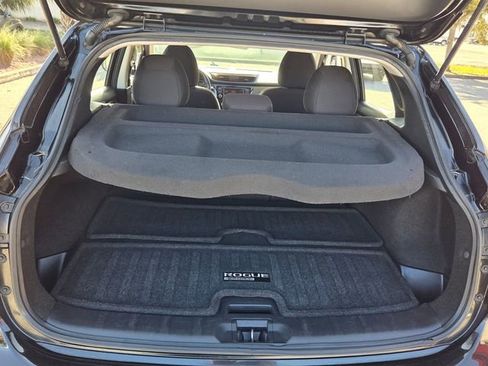 Used 2019 Nissan Rogue Sport S image 12