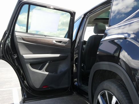 New 2026 Volkswagen Atlas SEL Premium R-Line image 37