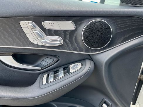 Used 2017 Mercedes-Benz GLC 300 4MATIC Coupe image 25