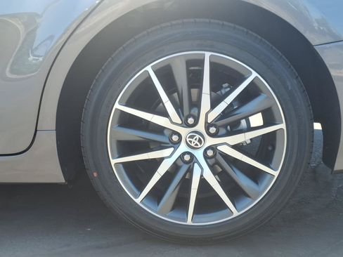 Certified 2023 Toyota Camry XLE w/ Navigation Package FWD image 9