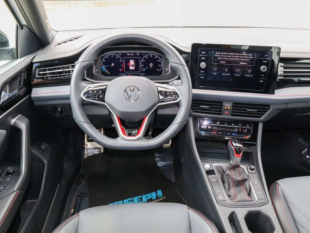 Certified 2025 Volkswagen Jetta GLI Autobahn w/ GLI Black Package FWD image 17