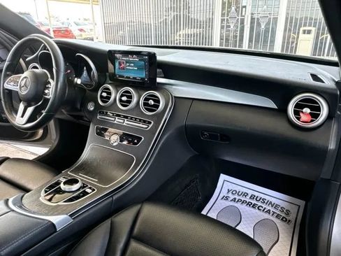 Used 2019 Mercedes-Benz C 300 4MATIC Sedan image 46