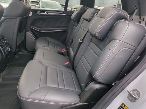 Used 2018 Mercedes-Benz GLS 63 AMG 4MATIC image 31