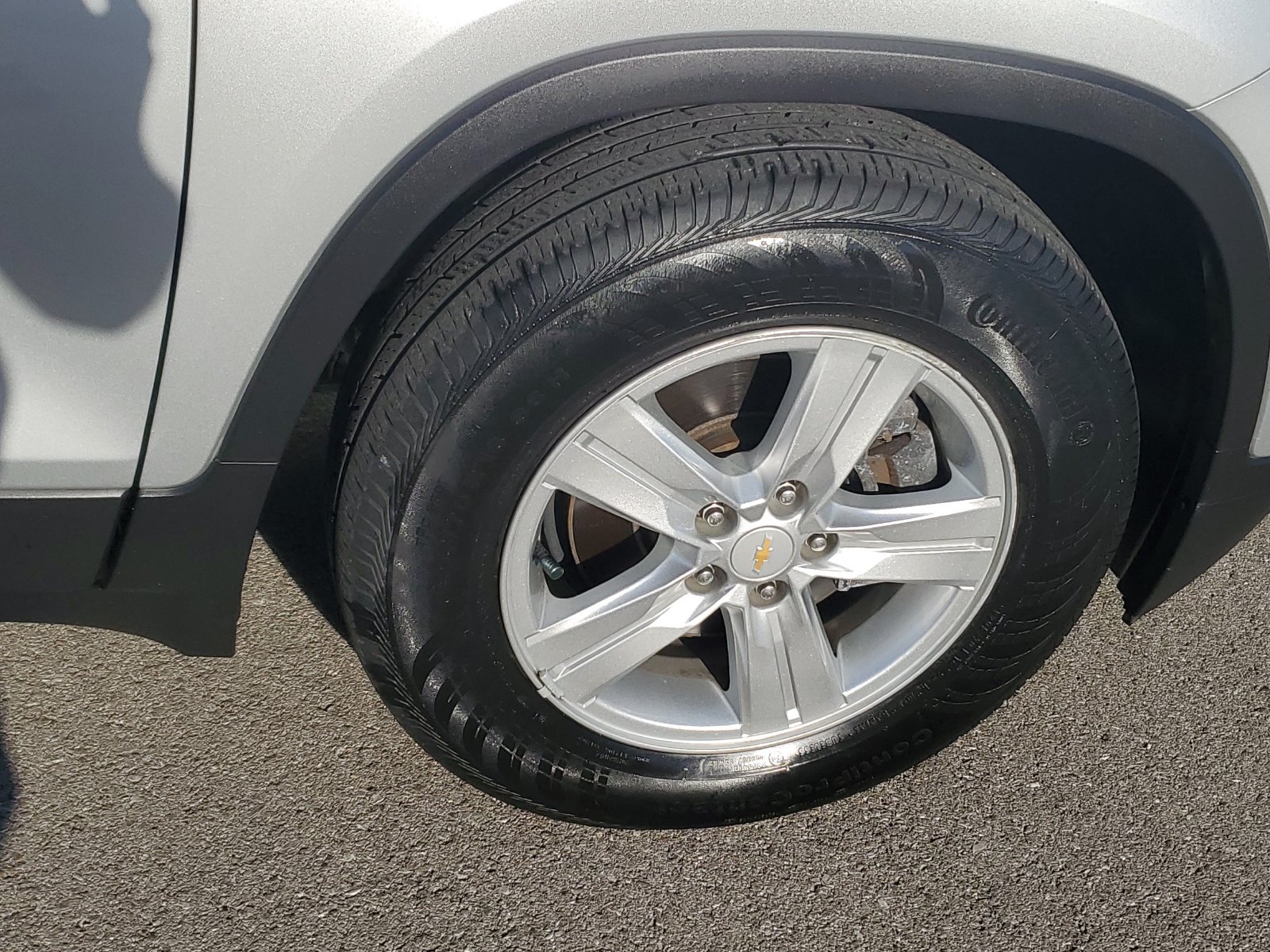 Used 2020 Chevrolet Trax LT w/ LT Convenience Package FWD image 6