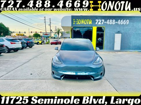 Used 2023 Tesla Model Y Long Range AWD/4WD image 2