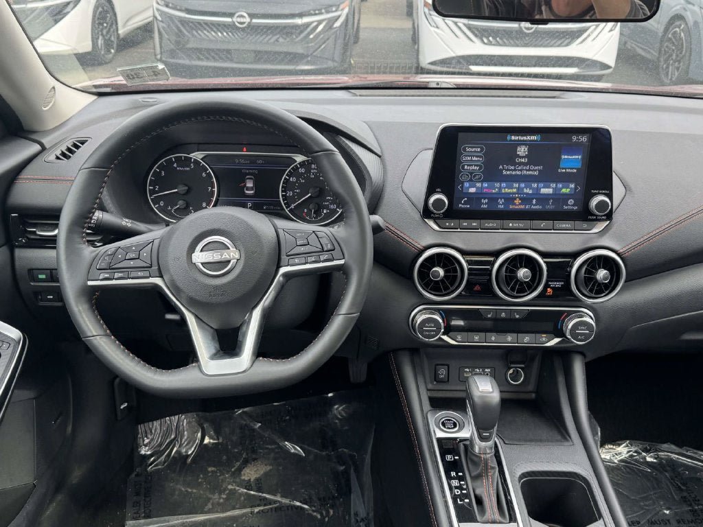 Used 2024 Nissan Sentra SR w/ SR Premium Package FWD image 31