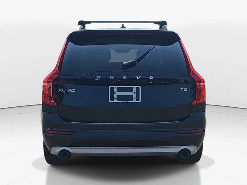 Used 2018 Volvo XC90 T5 Momentum w/ Convenience Package AWD/4WD image 7