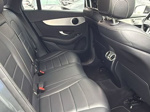 Used 2021 Mercedes-Benz GLC 300 image 30