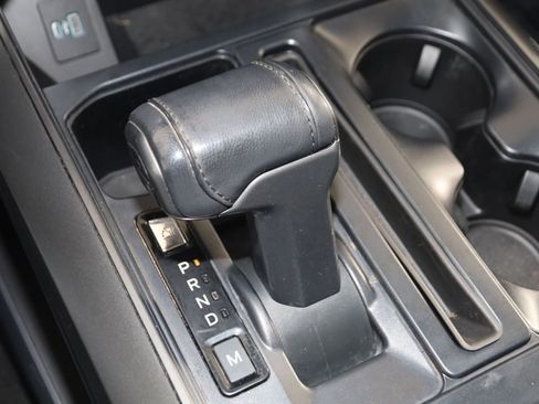 Used 2024 Ford F150 Lariat AWD/4WD image 7