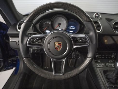 Used 2025 Porsche 718 Cayman S RWD image 31