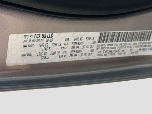 Used 2018 Dodge Journey SE image 31