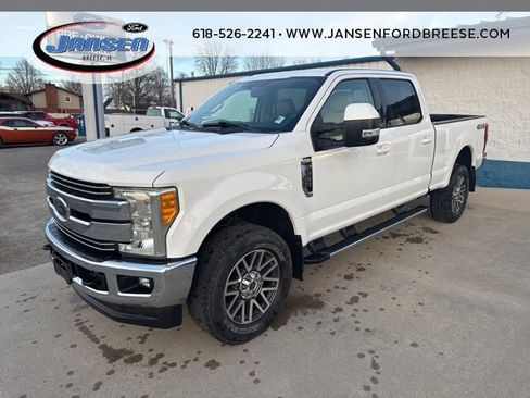 Used 2017 Ford F250 Lariat w/ Lariat Value Package image 3