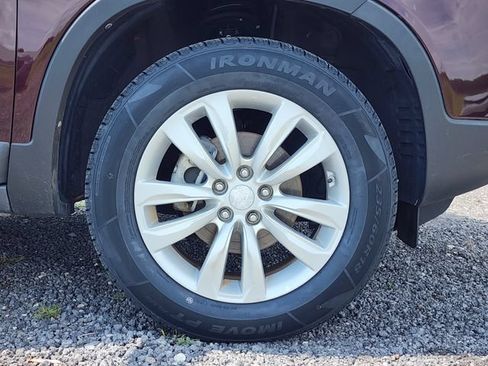 Used 2011 Kia Sorento EX FWD image 13