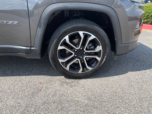 Used 2022 Jeep Compass Limited AWD/4WD image 31