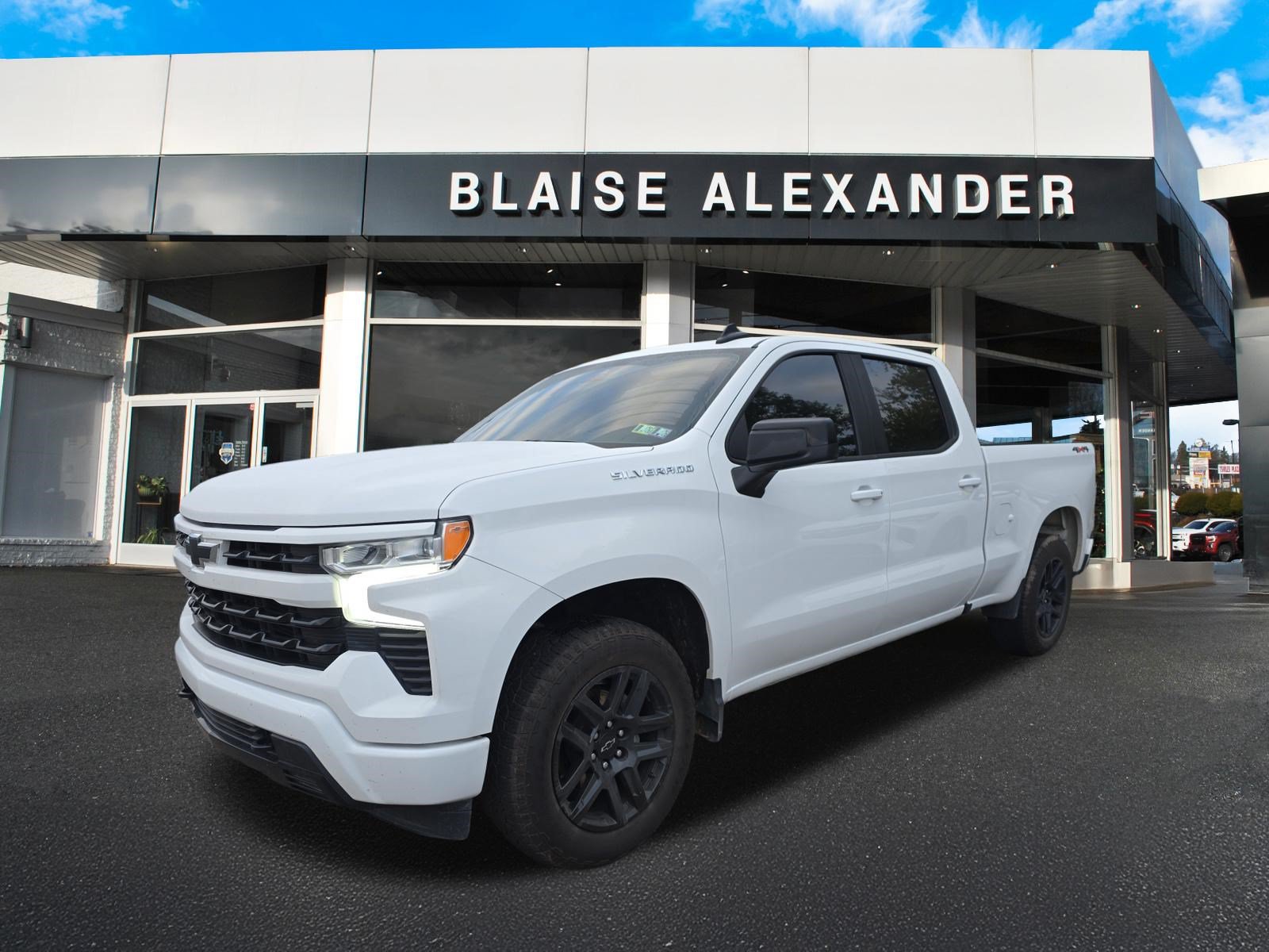 Used 2024 Chevrolet Silverado 1500 RST w/ Convenience Package II AWD/4WD image 8