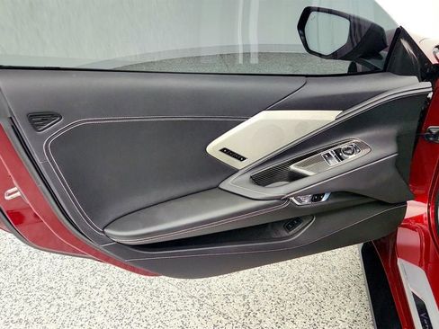 Used 2020 Chevrolet Corvette Stingray Preferred Cpe w/ 2LT Preferred Equipment Group RWD image 11
