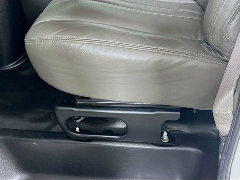 Used 2022 Chevrolet Express 2500 Work Van image 21