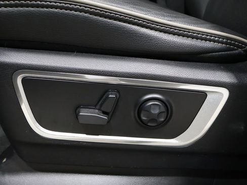 Used 2021 RAM 1500 Laramie w/ Sport Appearance Package image 14