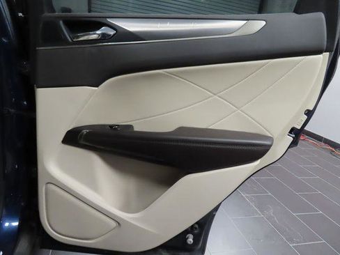 Used 2017 Lincoln MKC Premiere FWD image 36