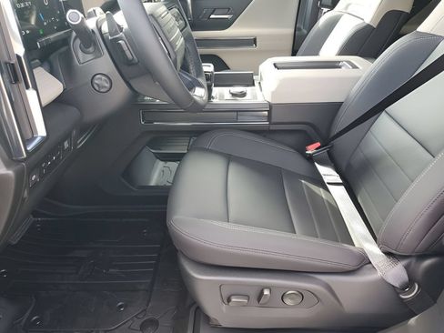 New 2026 GMC Hummer EV SUV AWD/4WD image 36