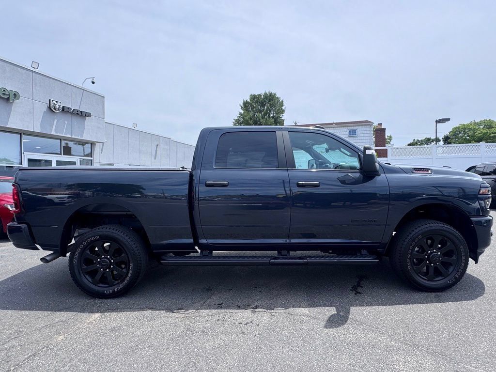 Used 2026 RAM 2500 Big Horn AWD/4WD image 8