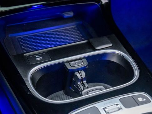 Used 2025 Mercedes-Benz CLA 35 AMG 4MATIC image 31