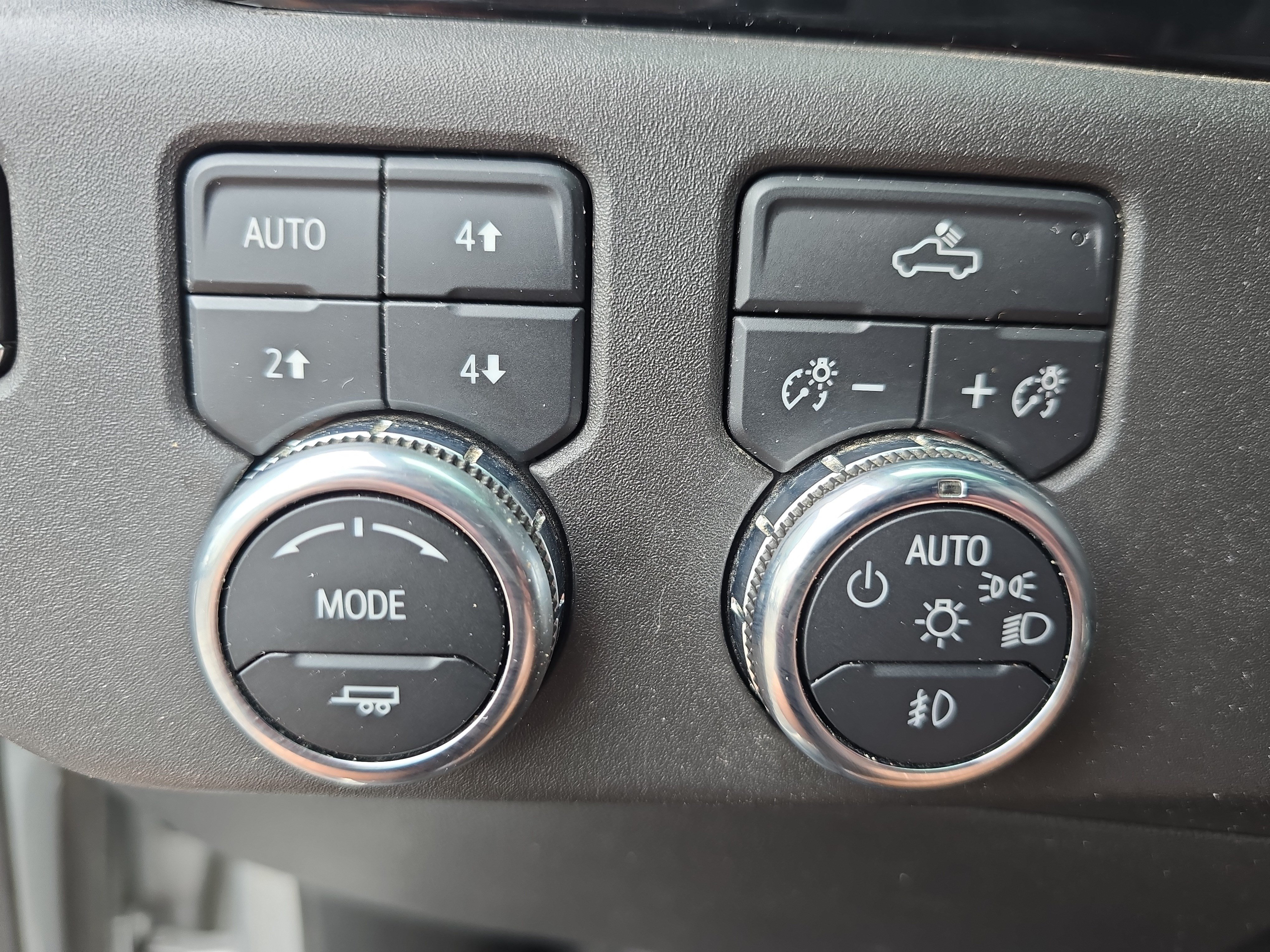 Used 2022 GMC Sierra 1500 Elevation w/ X31 Off-Road Package AWD/4WD image 27