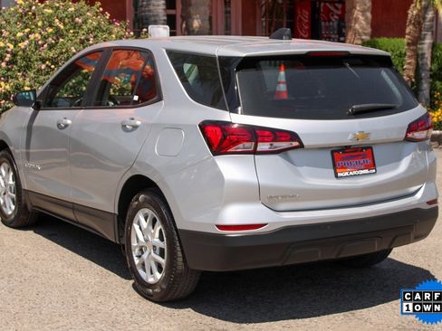 Used 2022 Chevrolet Equinox LS image 6