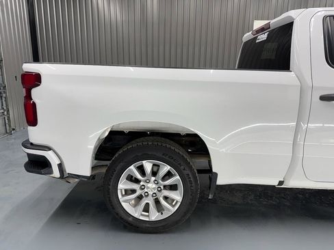 Used 2021 Chevrolet Silverado 1500 Custom RWD image 14