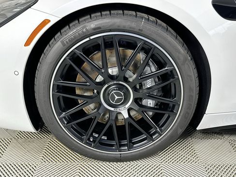 Used 2026 Mercedes-Benz AMG GT 43 image 32