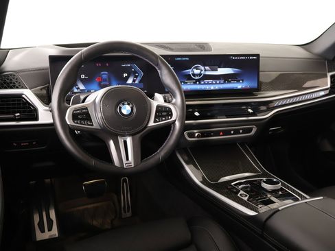 Used 2025 BMW X5 M60i AWD/4WD image 2
