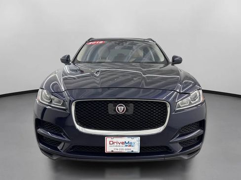 Used 2019 Jaguar F-PACE Premium AWD/4WD image 2
