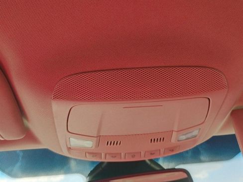 Used 2024 Ford Edge Titanium image 25