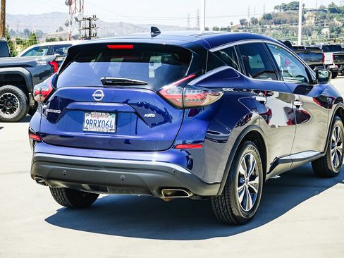 Used 2023 Nissan Murano S AWD/4WD image 2