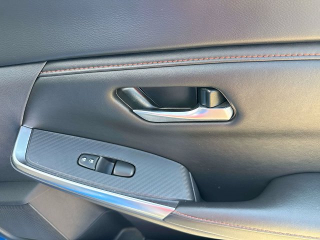 Used 2025 Nissan Sentra SR FWD image 21