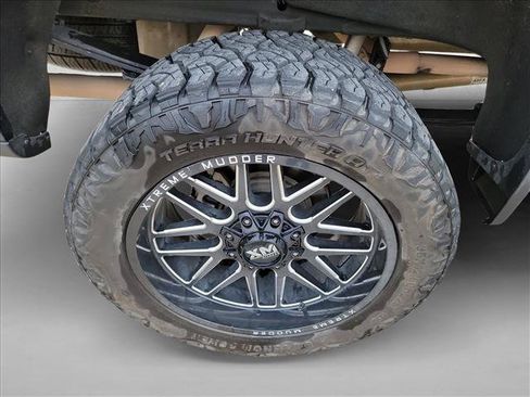Used 2019 Chevrolet Silverado 1500 LT Trail Boss AWD/4WD image 13