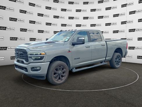 Used 2026 RAM 2500 Laramie w/ Night Edition AWD/4WD image 2