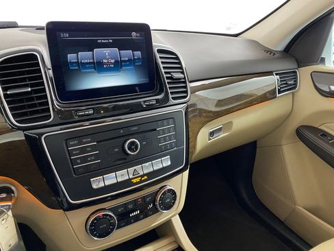 Used 2016 Mercedes-Benz GLE 300d 4MATIC image 25